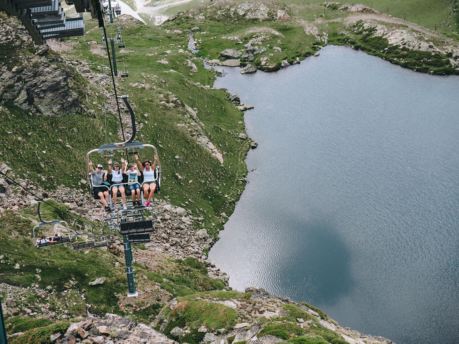 Hotel Princesa Parc Excellence Arinsal Εξωτερικό φωτογραφία The cable car